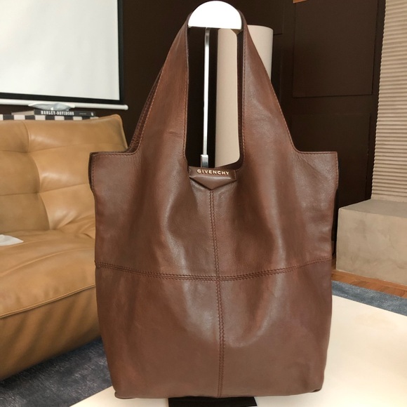 Givenchy Handbags - Givenchy rich brown Leather Bag
